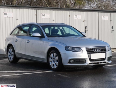 Audi A4 2.0 140 KM 2010r. (Piaseczno)