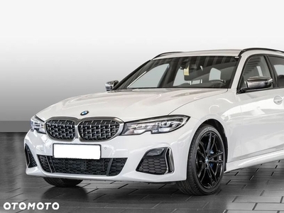 BMW Seria 3 M340i Touring xDrive