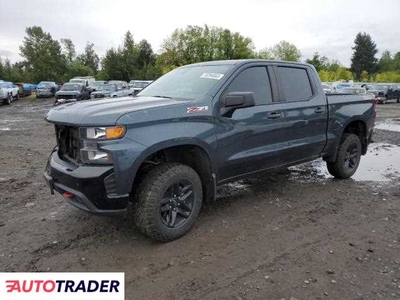 Chevrolet Silverado 5.0 benzyna 2019r. (PORTLAND)