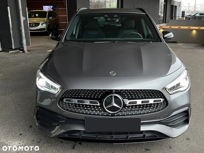 Mercedes-Benz GLA 200 AMG Line