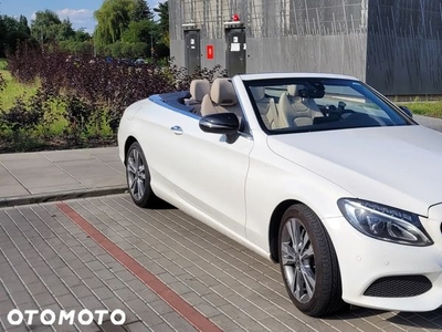 Mercedes-Benz Klasa C 300 Kabriolet 9G-Tronic