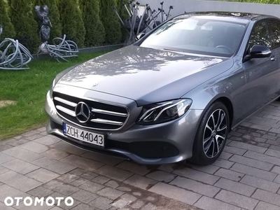 Mercedes-Benz Klasa E 220 d 9G-TRONIC