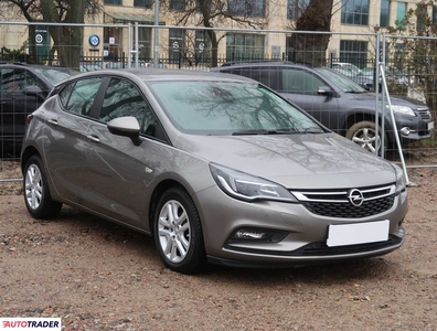 Opel Astra 1.4 123 KM 2017r. (Piaseczno)