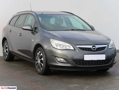 Opel Astra 1.4 99 KM 2012r. (Piaseczno)