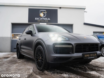 Porsche Cayenne Turbo