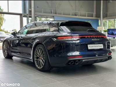 Porsche Panamera 4 E-Hybrid Sport Turismo Platinum Edition