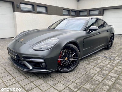 Porsche Panamera Turbo