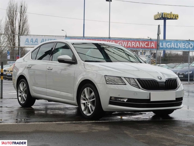 Skoda Octavia 1.6 113 KM 2018r. (Piaseczno)