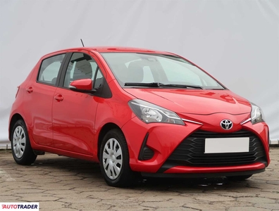 Toyota Yaris 1.0 71 KM 2019r. (Piaseczno)