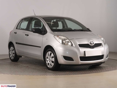 Toyota Yaris 1.3 99 KM 2009r. (Piaseczno)