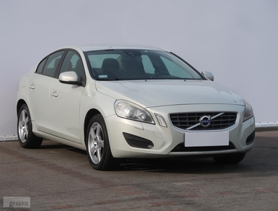 Volvo S60 II , Salon Polska, Xenon, Klimatronic, Tempomat, Parktronic,