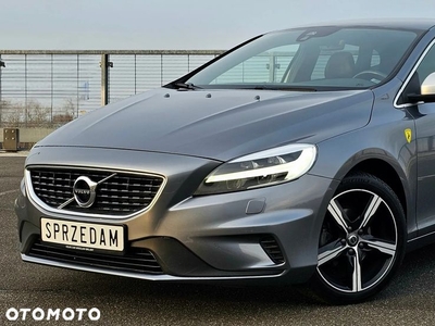 Volvo V40 D2 Drive-E SCR R-Design Momentum