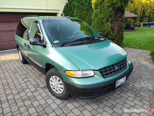 Chrysler Voyager Plymouth 3.0 V6 160 km PB+LPG