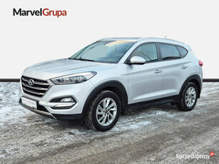 Hyundai Tucson 2.0 CRDI 6MT 2WD 136 KM WersjaComfort SalonPL III (2015-202…