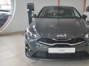 Kia Ceed III Hatchback Facelifting 1.5 T-GDI 140KM 2024