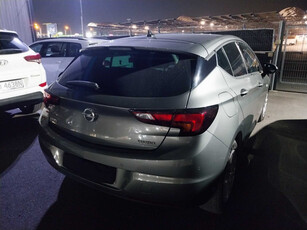 Opel Astra 2018 1.4 T 73395km ABS klimatyzacja manualna