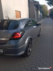 Opel astra H GTC