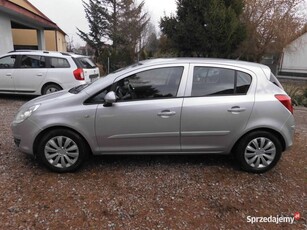 OPEL CORSA D 8.2008 - 1.2b - 59kw - 135000km - ciężarowy - 4 osobowy