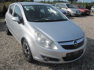 Opel Corsa D opel corsa 1,3cdti fajna do miasta.