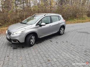 Peugeot model 2008 Allure 1.2 LPG