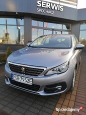 Piękny Peugeot 308 T9. Polift.