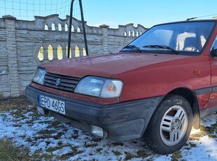 Polonez Caro 1.6