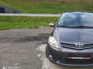 Toyota Auris I