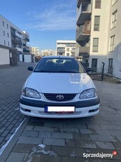 Toyota avensis t22