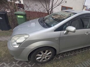 Toyota Corolla Verso 1.8 2005r.