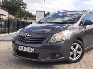 Toyota verso 7 osobowa