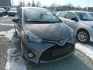 Toyota Yaris 2016 1.5 Hybrid 69760km ABS