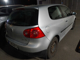 Volkswagen Golf 2004 1.6 FSI 123073km Trendline