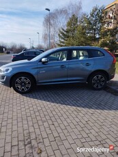 VOLVO XC 60 D4 190 km