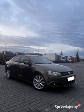 VW Jetta VI