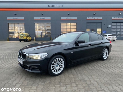 BMW Seria 5 520d xDrive Sport Line sport