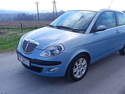 Lancia Ypsilon 1.3 JTD Klimatyzacja Tempomat Czujniki cofani