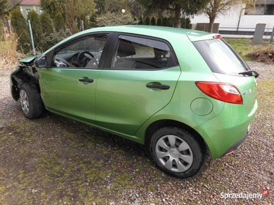 mazda 2 II DE- 2008-1.2b-75km- 102000km- I wł.-uszkodzona