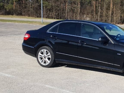 Mercedes Benz E-clasa
250CDI 204KM