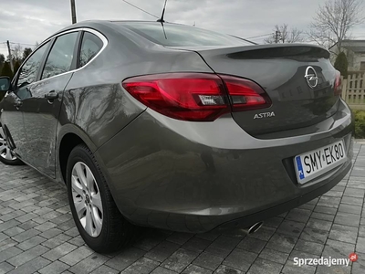 Opel Astra 1 4 Turbo 140 Ps/Gaz Fabrycz/Salon PL/Cosmo