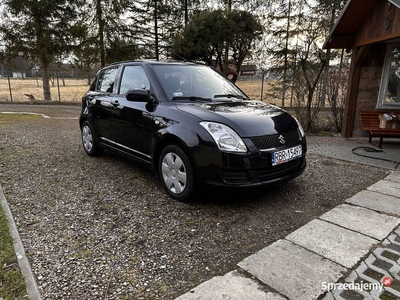 Suzuki Swift 1.3 16V 92KM DOHC stan DB 2 kpl. opon PT 01/25