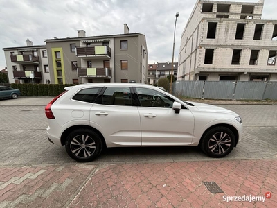 Volvo XC 60 D4 Momentum Pro / Faktura VAT / Gwarancja