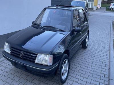 Peugeot 205 1.9 B Automat szklany dach .