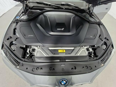 BMW i4 eDrive40