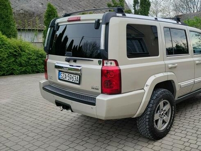 Jeep Commander 5,7 Hemi, LPG, Automat, 4x4, Na 7 osób.