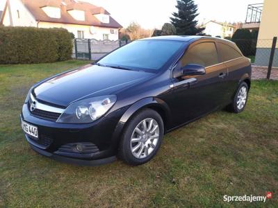 Opel Astra GTC 2009