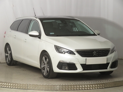 Peugeot 308 2016 1.2 PureTech 84024km Kombi