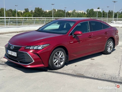 Toyota Avalon XLE 2.5 Hybryd Automat