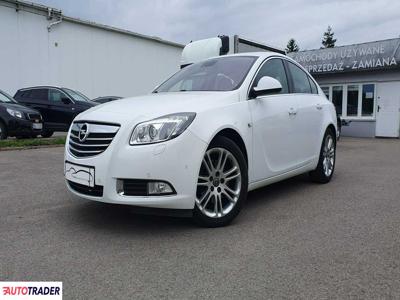 Opel Insignia 2.0 benzyna 220 KM 2011r. (Giżycko)