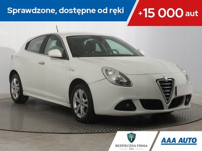 Alfa Romeo Giulietta Nuova II Hatchback 5d 1.4 TB 16v 120KM 2012