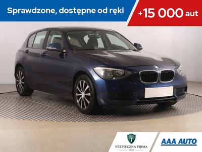 BMW Seria 1 F20-F21 Hatchback 5d 116i 136KM 2012